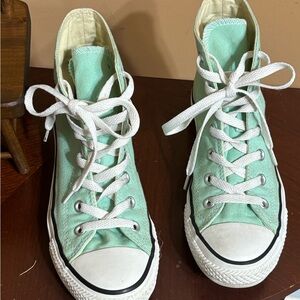 Converse All Star Brown Rubber Sole Detail